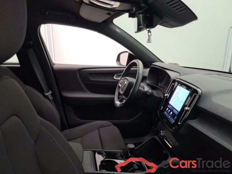 VOLVO XC 40 RECHARGE CORE #3