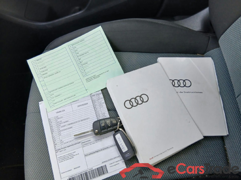AUDI Q2 / 2016 / 5P / todoterreno Design 30 TFSI 85kW (116CV) (AC) #5