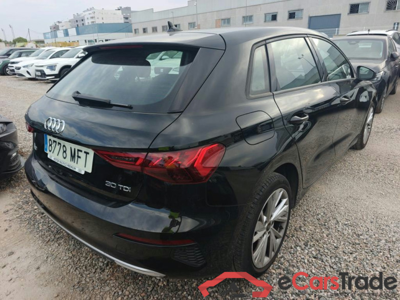 AUDI A3 / 2020 / 5P / berlina con portón Sportback Advanced 30 TDI 85kW S tronic #2