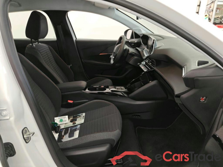Peugeot e-208 Active 50kWh 136 5d #3