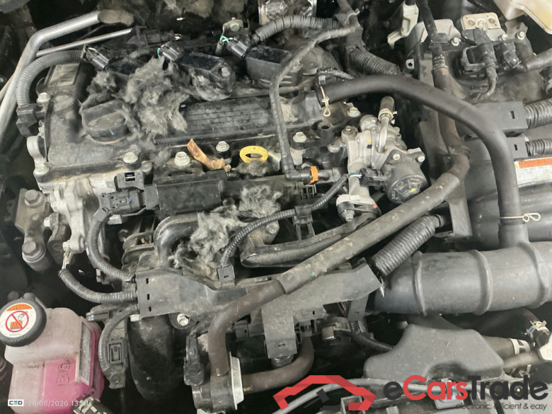 TOYOTA YARIS CROSS 1.5 VVT-IE HEV DYN. PLUS BI-TONE CVT #6