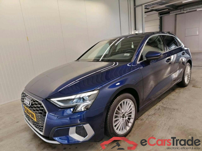 AUDI A3 Sportback 30 TFSI Adv edition #1