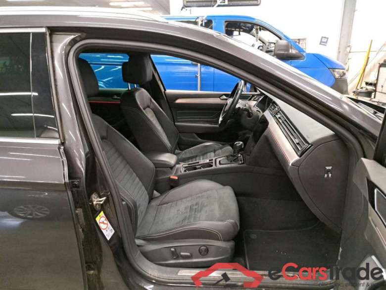 VOLKSWAGEN - VW  PASSAT VARIANT TDI SCR 150PK DSG7 Elegance Business With Ergo 14 Way Electric Driver Seat & Vienna Leather & Nav Discover Pro & LED Matrix #3