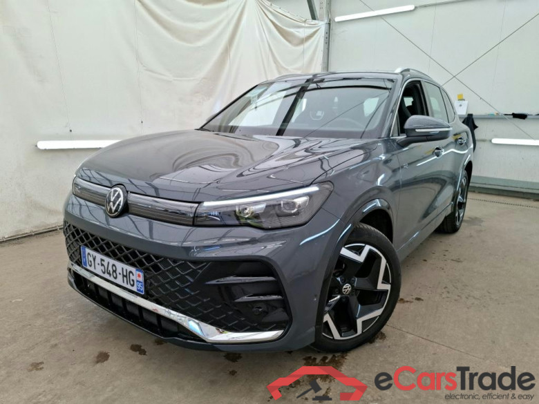 VOLKSWAGEN Tiguan / 2023 / 5P / SUV 1.5 eTSI 150 DSG7 R-LINE #1