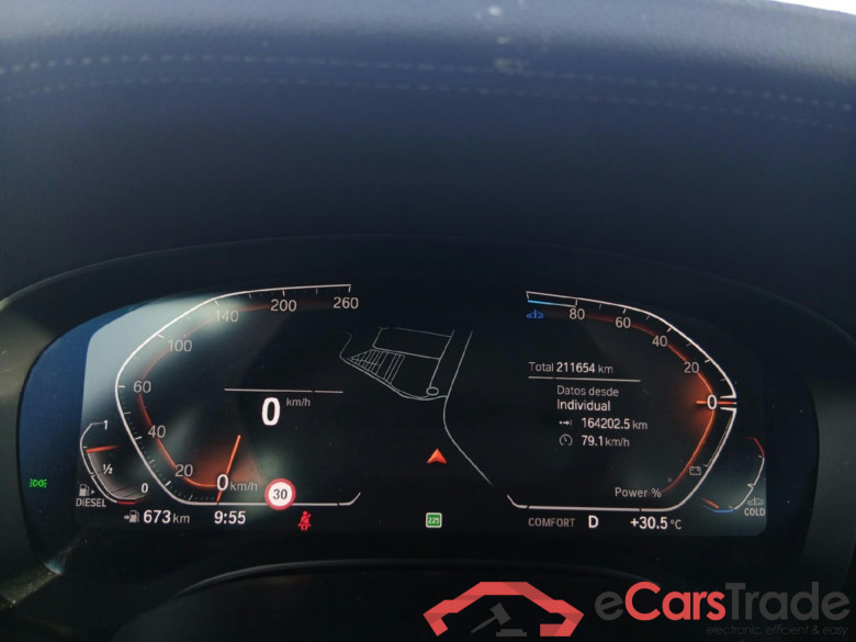 BMW Serie 5 / 2020 / 4P / sedán 520dA xDrive #4