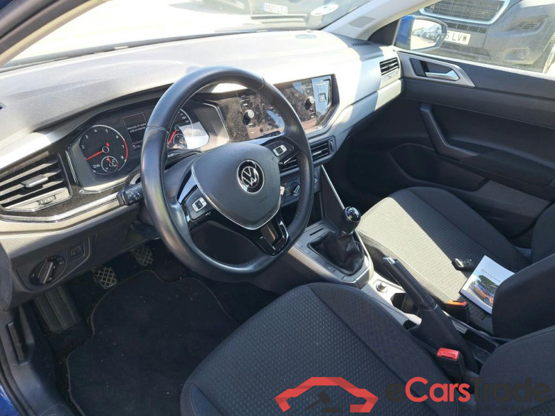 VOLKSWAGEN Polo / 2017 / 5P / berlina con portón Advance 1.0 TSI 70kW (95CV) #3