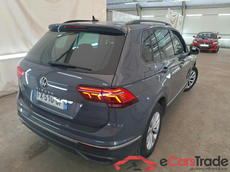 VOLKSWAGEN Tiguan / 2020 / 5P / SUV 1.5 TSI 150 DSG7 Life Busines #3