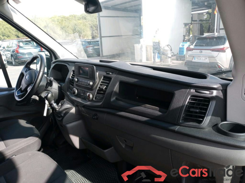 FORD Transit / 2013 / 4P / furgón 350 96kW L3H2 Van Trend FWD MHEV #3