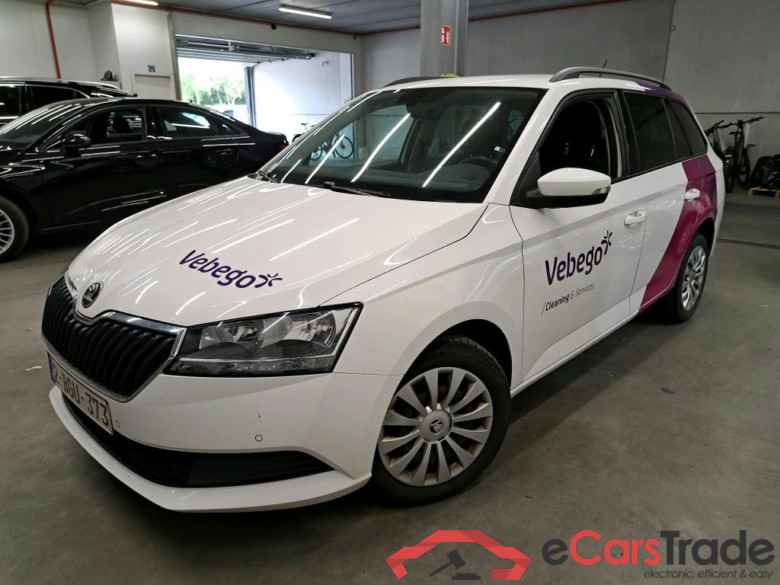 SKODA - SKO FABIA COMBI 1.0 TSI 95PK Ambition Pack Comfort I & Navigation & Light & Rain Assist & Park Sensors Front & Rear  * PETROL *
