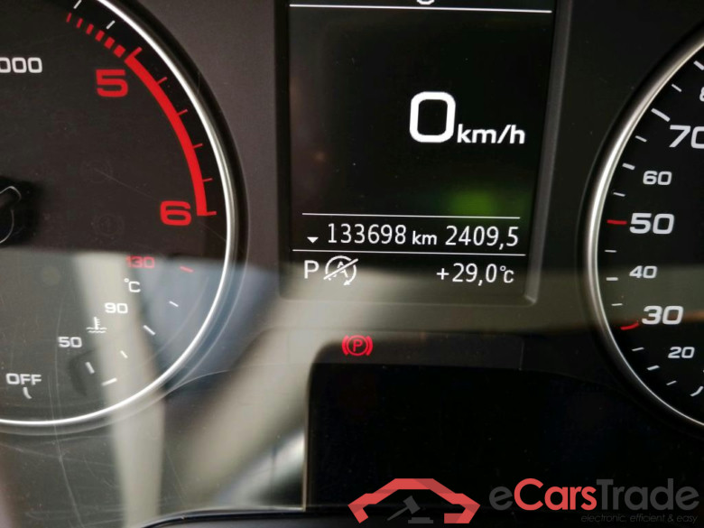 AUDI Q2 / 2016 / 5P / todoterreno Advanced 30 TDI 85kW (116CV) S tronic #5