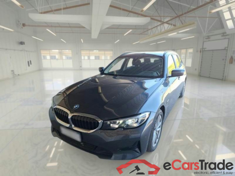 BMW SERIE 3 / 2018 / 5P / STATION WAGON 320E BUSINESS ADVANTAGE TOURING AUTO #1