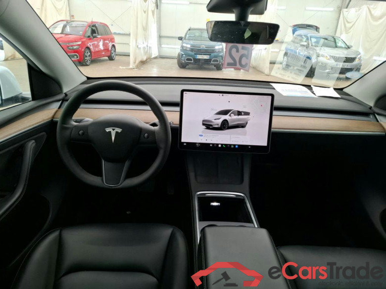 TESLA Model Y / 2020 / 5P / SUV Grand Autonomie Dual Motor AWD #6