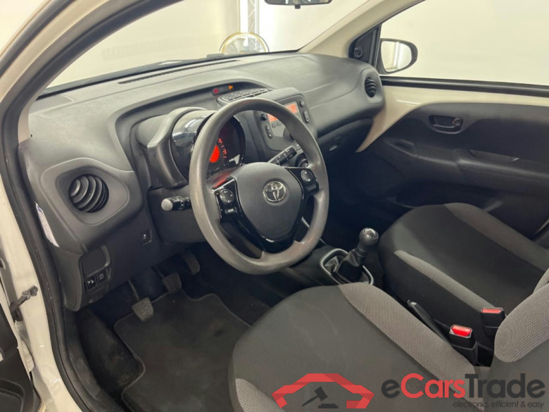 TOYOTA Aygo 1.0 VVT-i x-fun #5