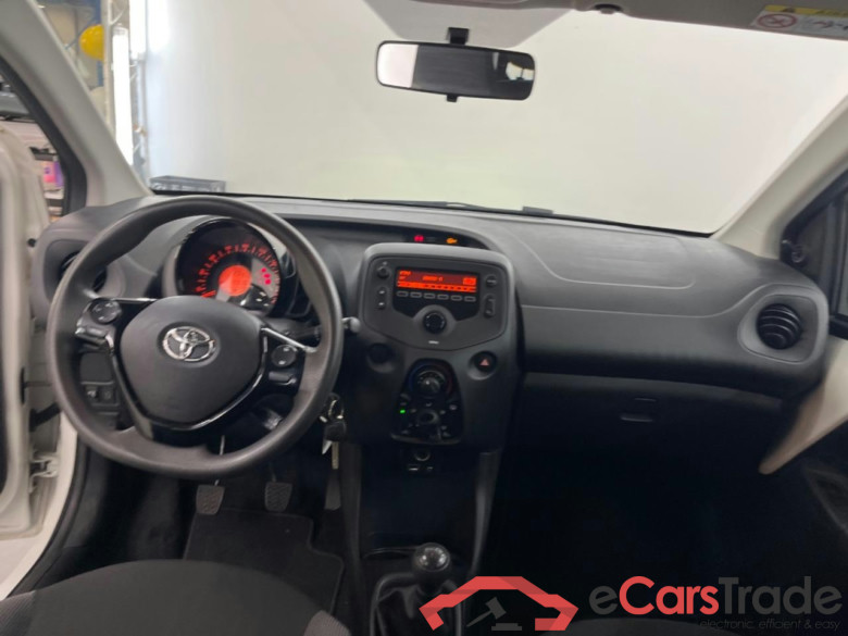 TOYOTA Aygo 1.0 VVT-i x-fun #6