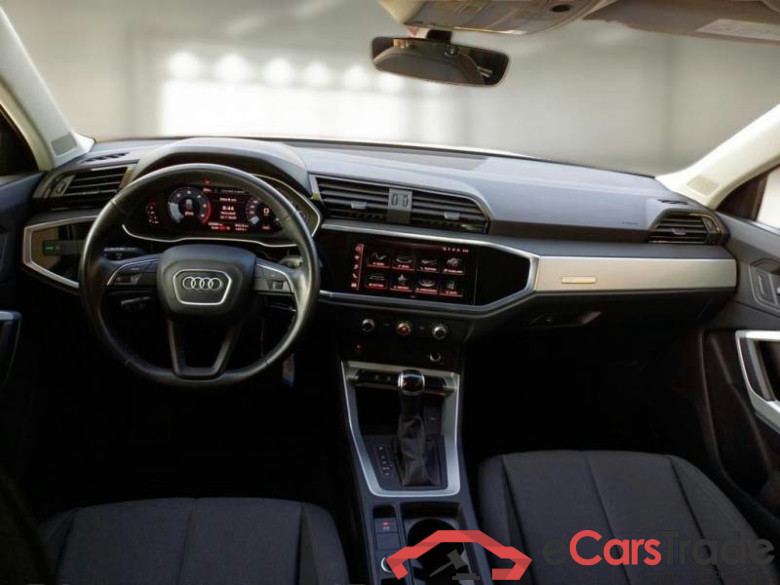 AUDI Q3 / 2018 / 5P / SUV 35 TDI S TRONIC #3