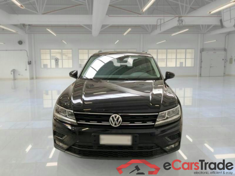 VOLKSWAGEN TIGUAN / 2016 / 5P / SUV 2.0 TDI SCR 110KW BUSINESS BMT DSG #6