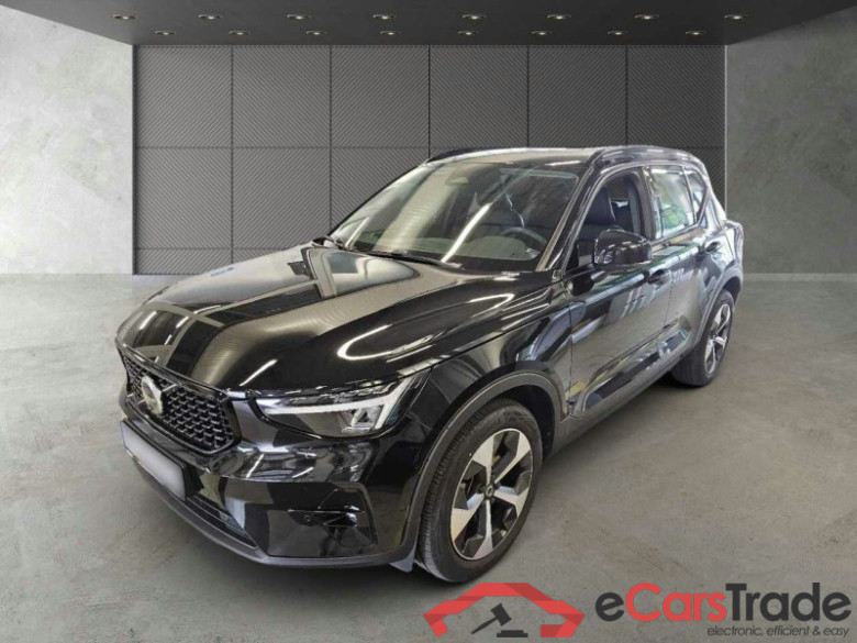 Volvo XC40 (2017->) DE - SUV5 B4 2WD EU6d, Plus Dark, (Facelift) 2022 - 2024