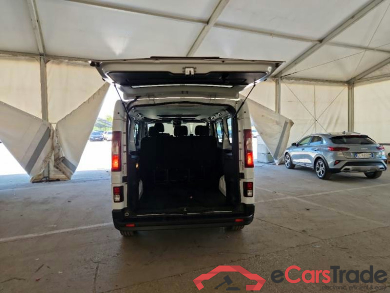 RENAULT TRAFIC / 2021 / 4P / COMBI ZEN L2 BLUE DCI 110 N1 #5