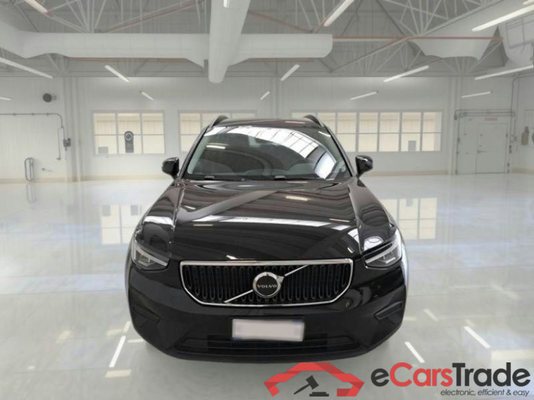 VOLVO XC40 / 2021 / 5P / SUV T2 AUTOMATICO ESSENTIAL #6