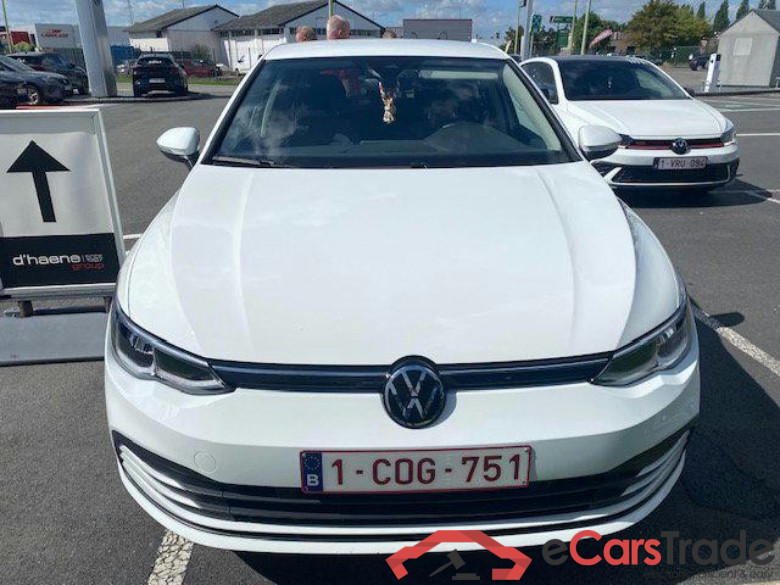 VOLKSWAGEN Golf VIII Golf Life Business Premium 1.0 TSI 81 kW (110 ch) 6 vitesses manuel #1