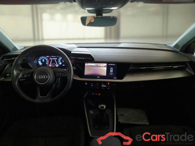 AUDI A3 / 2020 / 5P / BERLINA 35 TFSI S.BACK #3