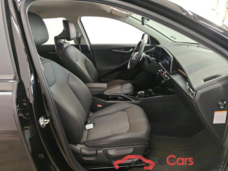 Kia Niro 1.6 GDi Hybrid DynamicLine 5d #3
