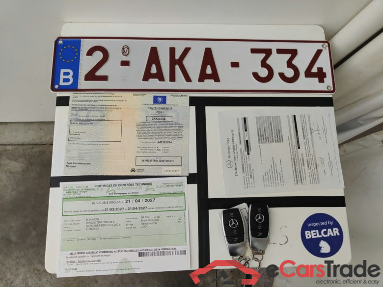 Mercedes-Benz GLA GLA 250 e 5d #4