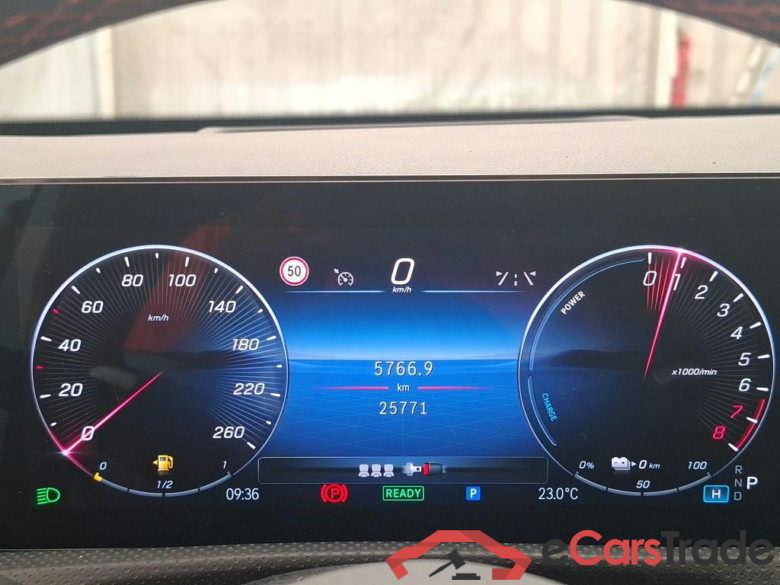 MERCEDES-BENZ Classe A Berline / 2022 / 4P / Berline A 250 e AMG Line 7G-DCT #6
