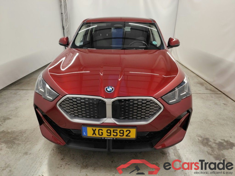 BMW iX2 xDrive30 Aut #1