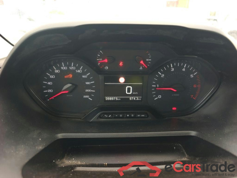 PEUGEOT Rifter / 2018 / 4P / combi Active Standard BlueHDi 73kW (IND) #4