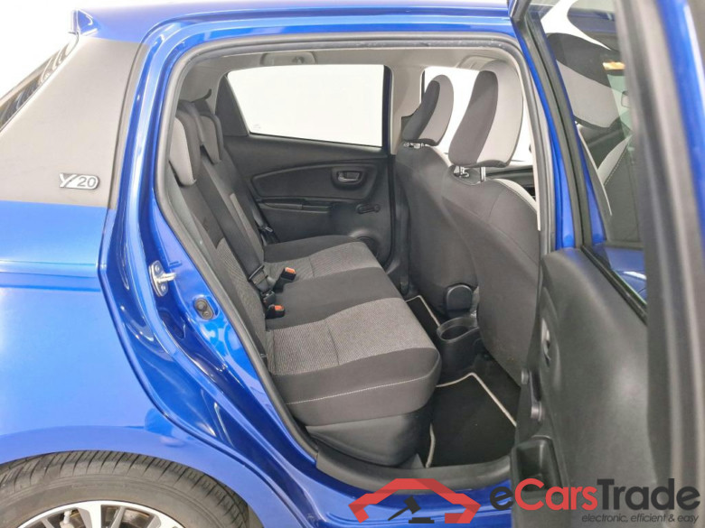 TOYOTA YARIS - 2017 1.5i VVT-i Hybrid Y20 E-CVT #6
