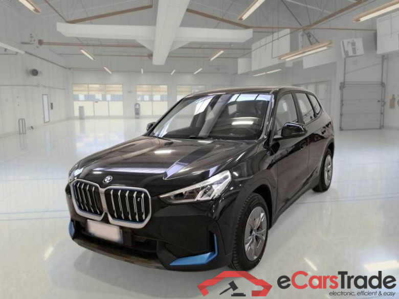 BMW IX1 / 2022 / 5P / SUV 30XDRIVE #1