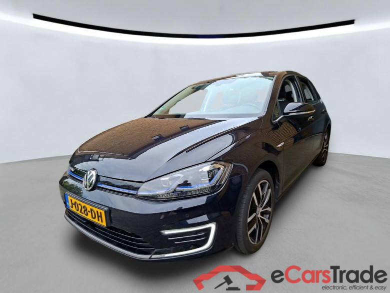 VOLKSWAGEN e-Golf 100 kW