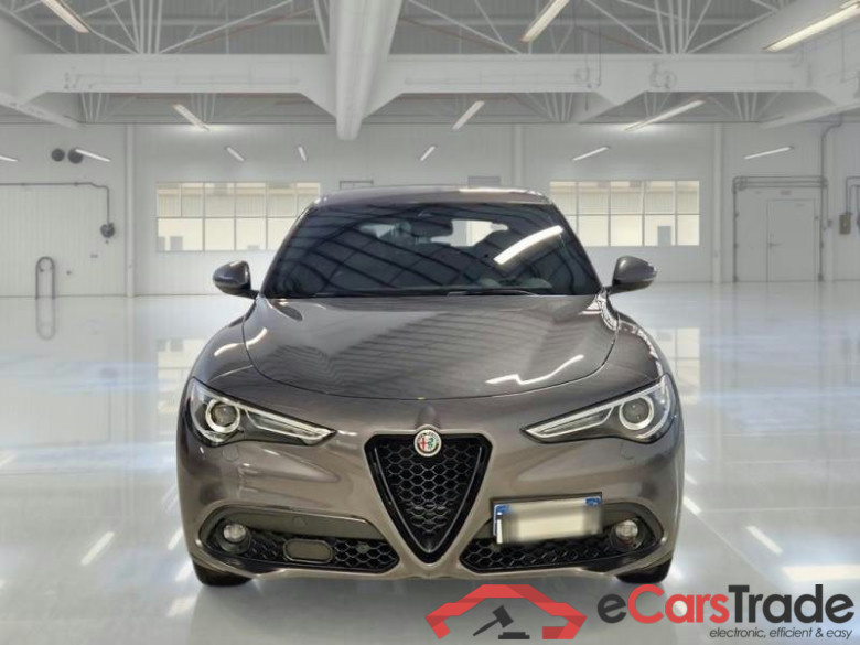 ALFA ROMEO STELVIO / 2017 / 5P / SUV 2.2 TD 190 CV SPRINT AT8 Q4 #6