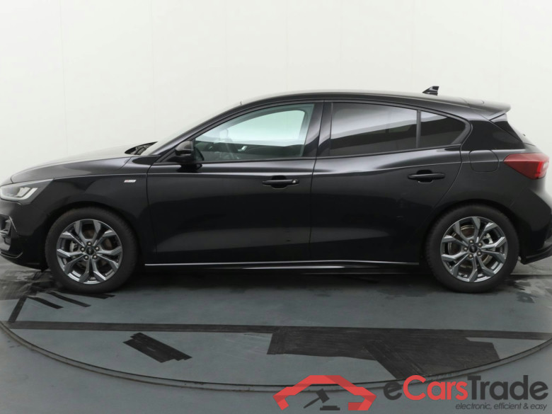 Ford Focus ST-Line X 1.0 EcoBoost 125 S&S mHEV #2