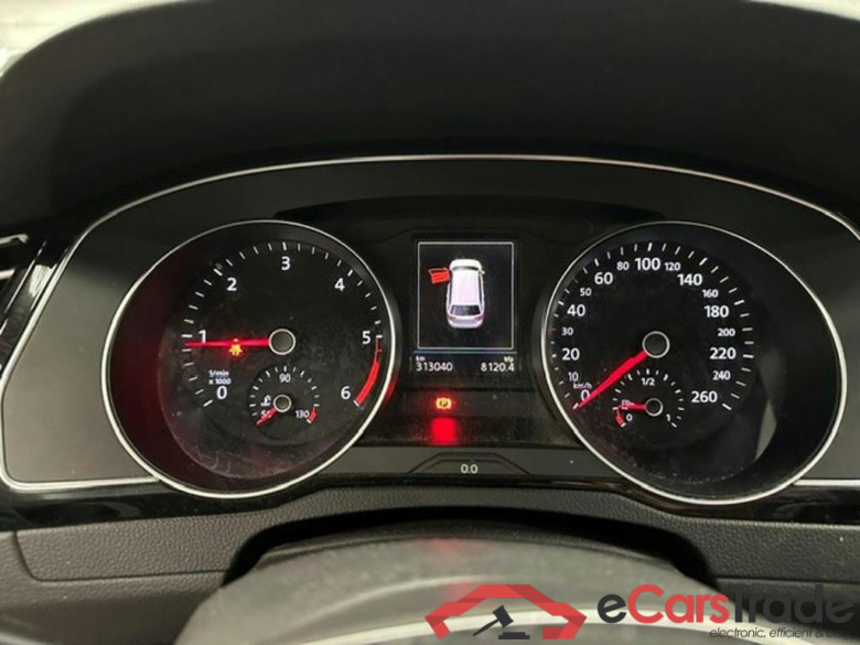 VOLKSWAGEN Passat Variant Dsl SW 2.0 CR TDi Comfortline #3