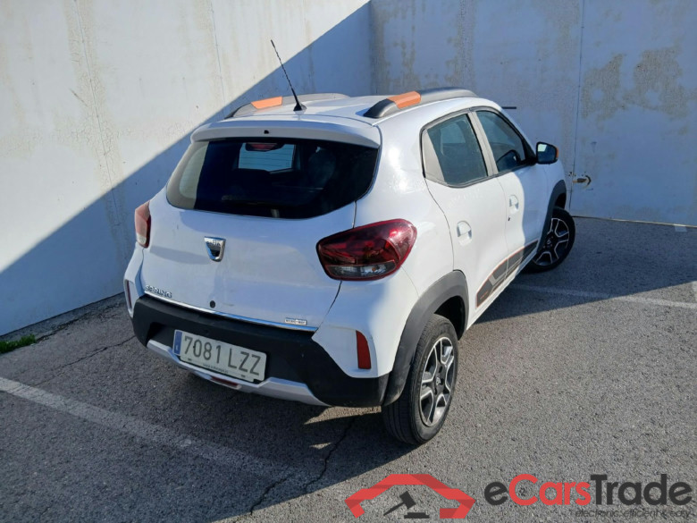 DACIA Spring / 2021 / 5P / berlina con portón Comfort Plus Electric 33kW (45CV) #2