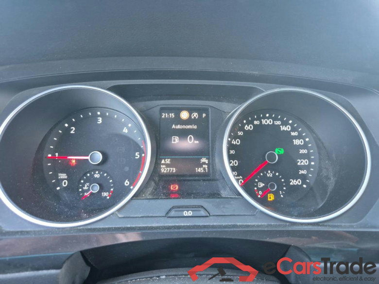 VOLKSWAGEN Tiguan / 2020 / 5P / todoterreno Life 2.0 TDI 110kW (150CV) DSG (AC2) #4
