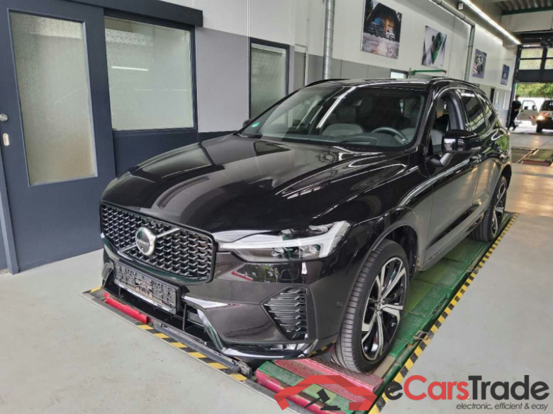 Volvo XC60 (03.2017->) DE - SUV5 B5 (Benzin) AWD EU6d, Ultimate Dark Mild-Hybrid, (Facelift) 2022 - 202