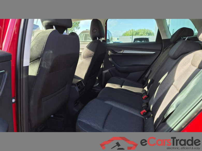 SKODA Karoq 1.5 TSI ACT Style DSG #6