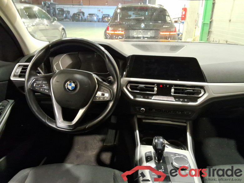 BMW 330e Plug-In Hybrid Aut. LED Navi KeylessGo Klima PDC ... #5