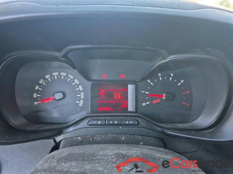 CITROEN Berlingo / 2018 / 3P / furgón derivado de turismo Talla M BlueHDi 100 CONTROL #4