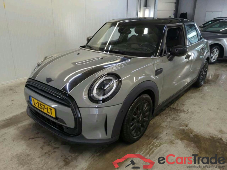 Mini 5-deurs 1.5 Cooper Bns Ed. #1