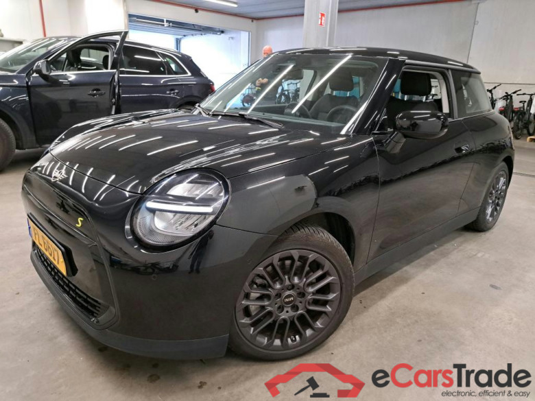 MINI - MIN COOPER SE 218PK With Climatic & Navigation & Pack XS & Cruise Control & Park Sensors Front & Rear * ELECTRIC *
