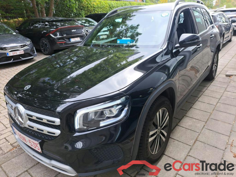 Mercedes GLB 200d Aut. 7PL LED ACC Navi Sport-Leather KeylessGo Camera Klima PDC ... #1