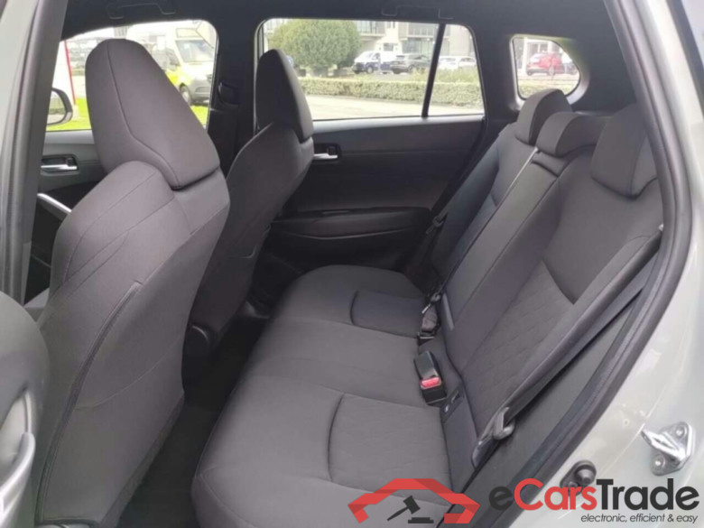 TOYOTA Corolla Cross Hybrid 140 Style #5