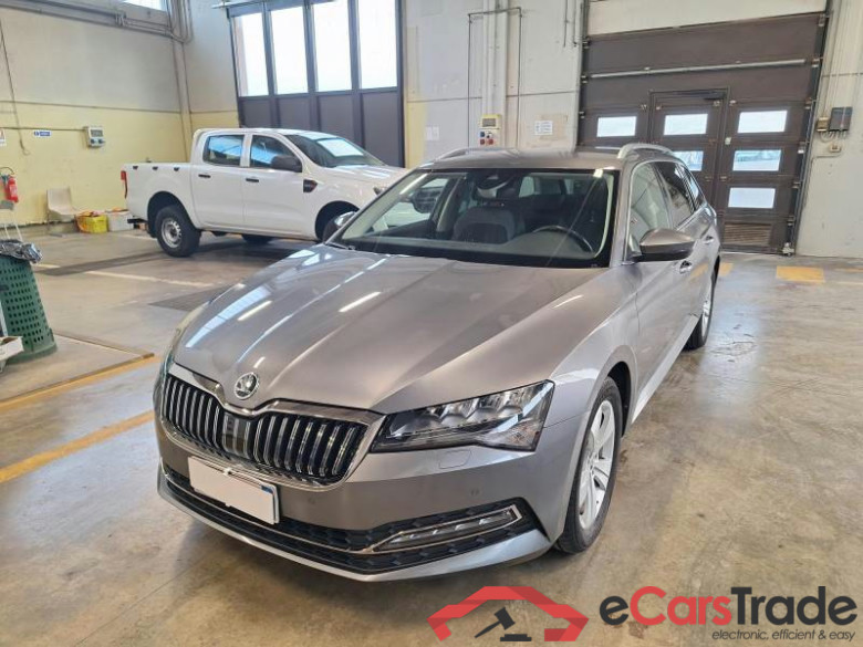 SKODA SUPERB WAGON / 2019 / 5P / STATION WAGON 2.0 TDI EVO 110KW STYLE DSG #1