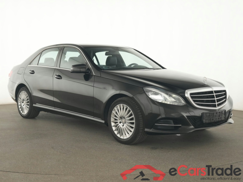 Mercedes-Benz E-Klasse (Inzahlungnahme MwSt. nicht ausweisbar) DE - Lim4 E 200 CGI EU6, Elegance, (Facelift) 2013 - 2016 #3
