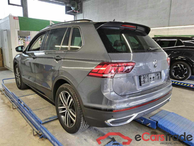 Volkswagen Tiguan (AX1)(07.2020->2024) DE - SUV5 2.0 TDI BMT/Start-Stopp EU6d, 4Motion Urban Sport, (Facelift) 2021 - 2 #4