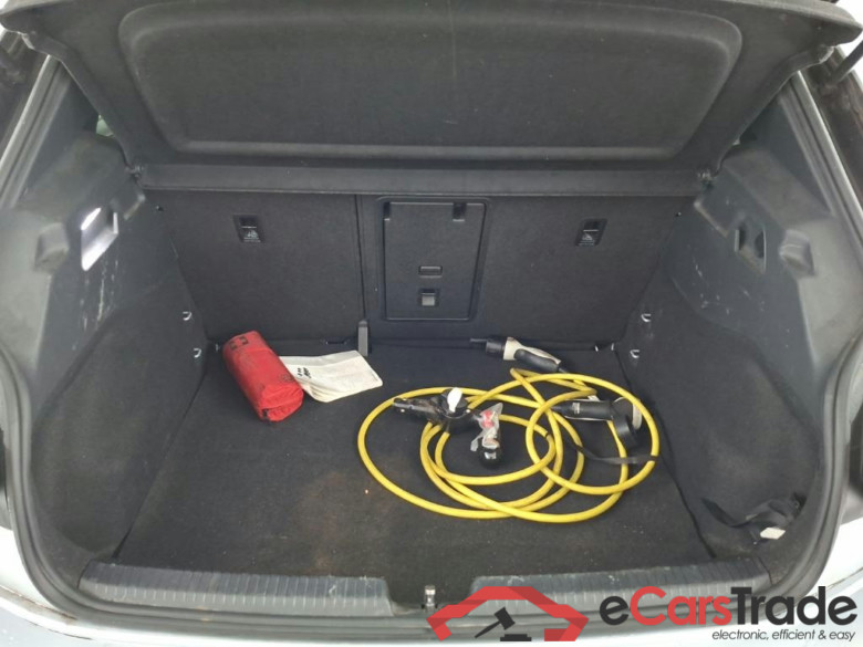 VOLKSWAGEN ID.3 58kWh 150kW Business auto 5D #5